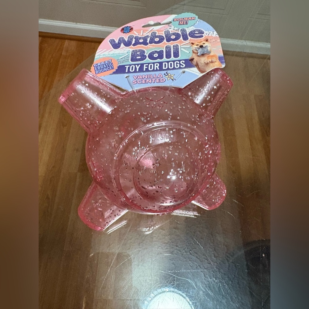 Brand New Bow Wow Erratic Bouncer 5.5” Ball For Dog